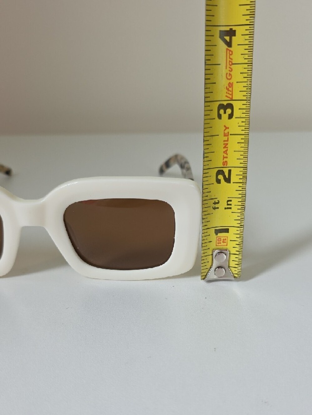 Banbe Beige Rectangular Sunglasses with Brown Lenses and Tortoiseshell Temples - Picture 8 of 8